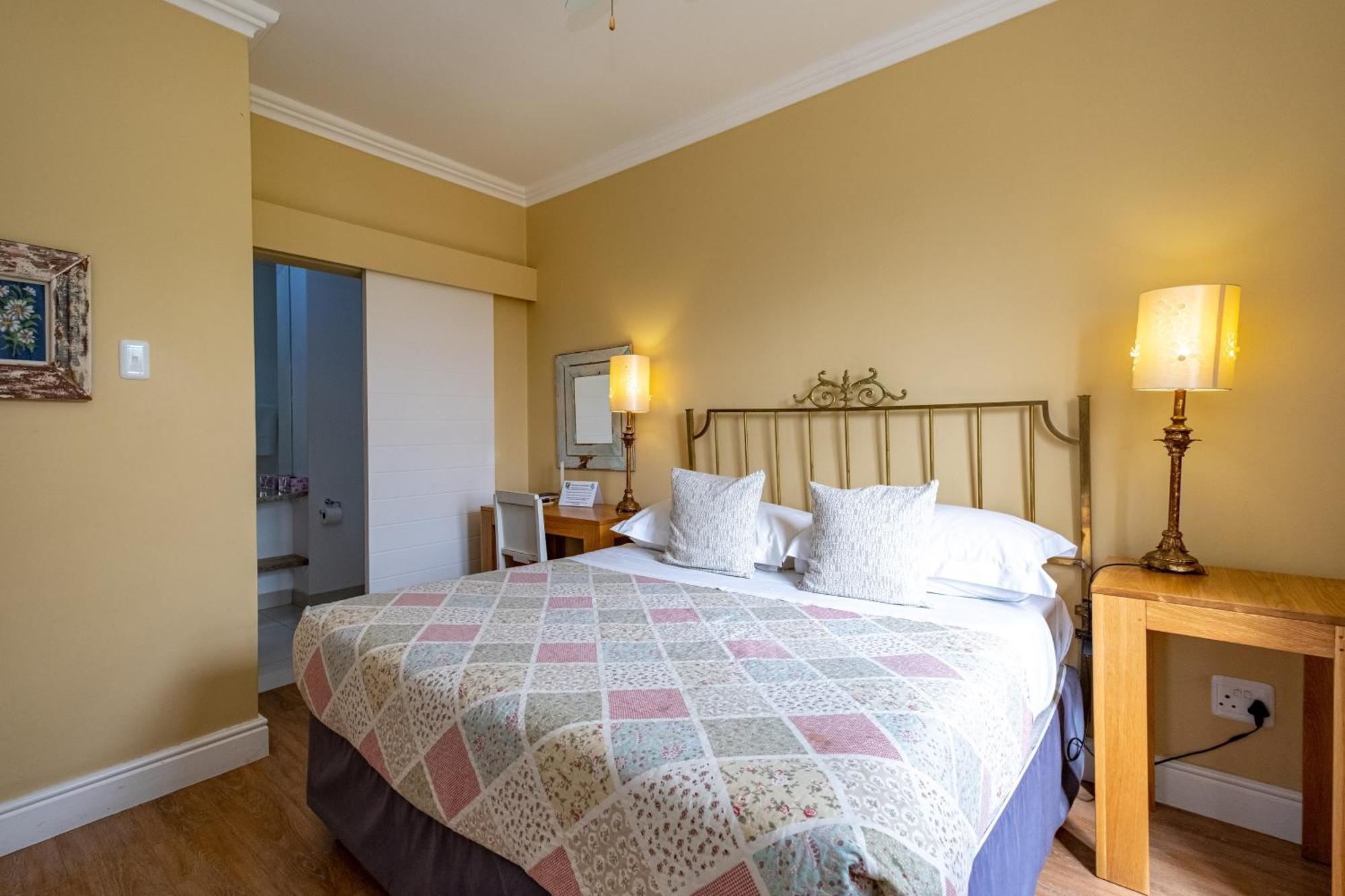 17Onwellington Apartments Джордж Екстериор снимка